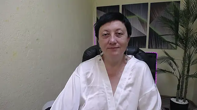 Chatroom XXX en direct de EmilyL0ve