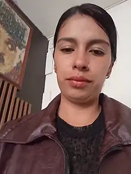 Nathaly_12's Live XXX Chat