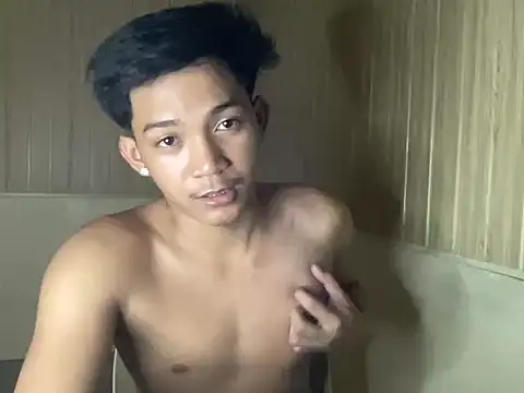 YourcumBoy77 Webcam show