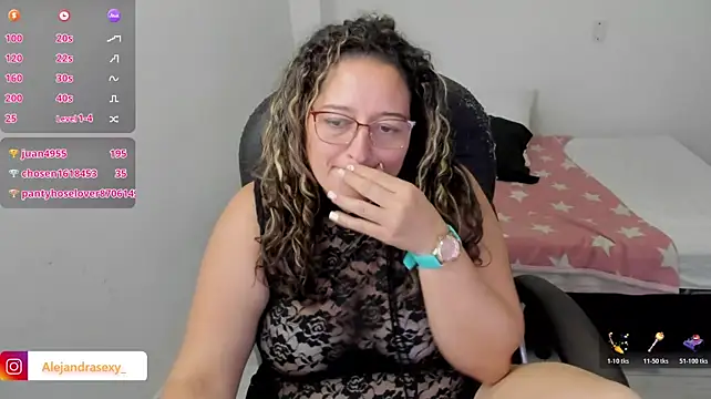 Chatroom XXX en direct de alejandra_milf_