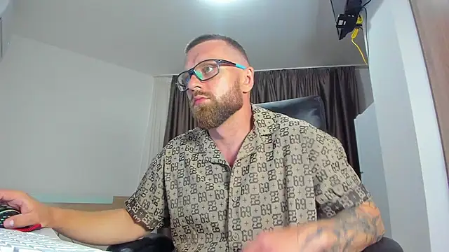 Онлайн чат XXX Findom_guy
