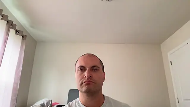 SluggishChase99's Webcam Show