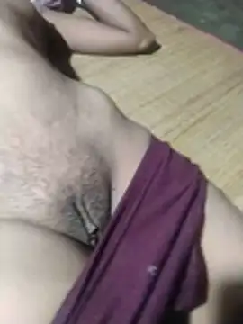 Show modela couplesexybhabi na web-kameri