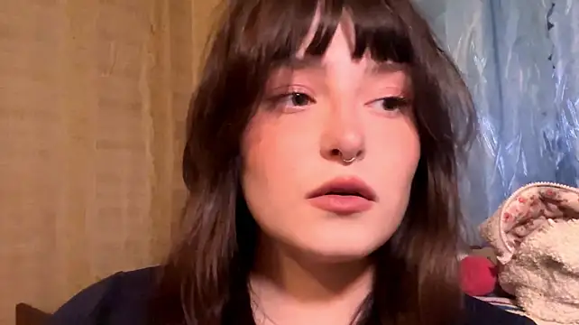 MedaFrerich Chat XXX in diretta