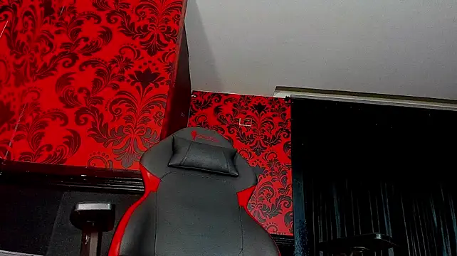 Miss_KathyFox's Live XXX Chat