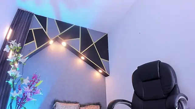 Mia_Dreaam webkamerás műsora