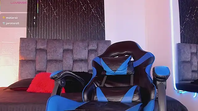 Alexxus_Smith 在線直播表演