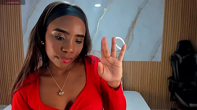 lia_16 লাইভ XXX চ্যাট