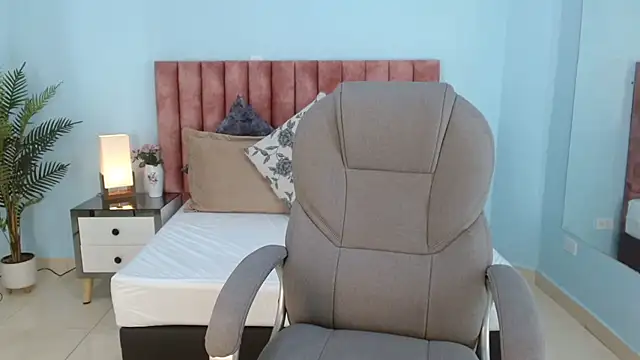 دردشة Manuela_giraldo_ الجنسية المباشرة