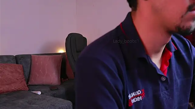 kathieandpovcock1's Live XXX Chat