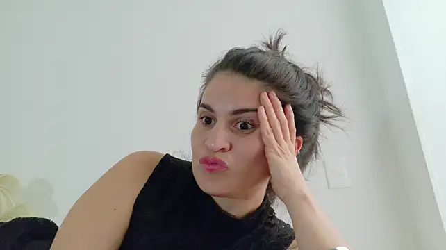 lizdevine's Live XXX Chat