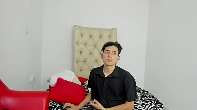 Junior_manuel26_ – webcam-show