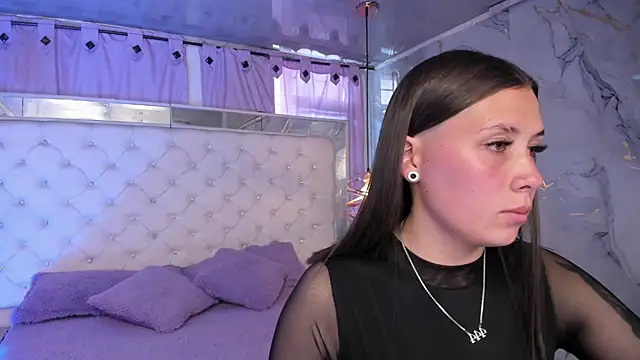 Tifanny-Val's Live XXX Chat