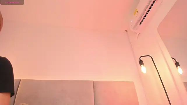 Suzzy_flowerss Live XXX-Chat