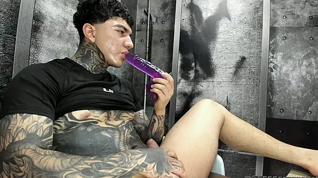 Gury_tattoo Live XXX-Chat