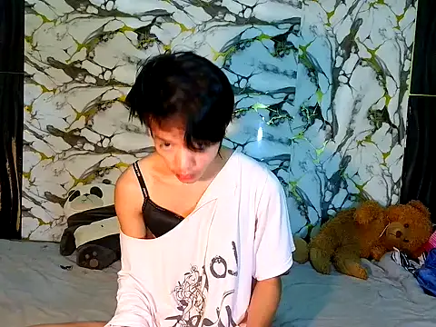 urfemboy_cummer Pertunjukan Webcam