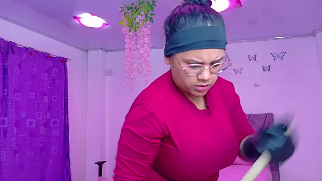 NahomyEvans 现场XXX聊天