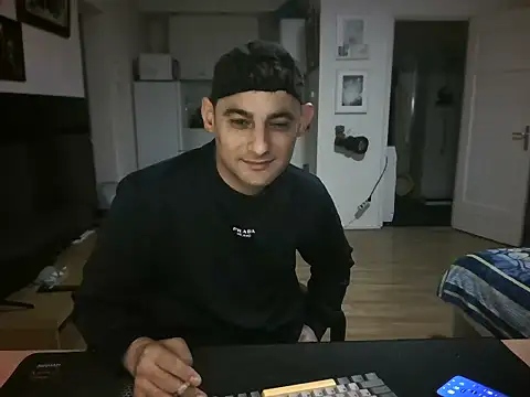 Chat +18 de mihaimichael ao vivo