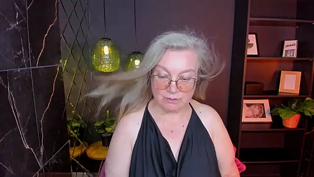 NataliMellow's Live XXX Chat