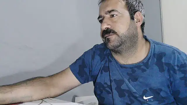 -Hunter_Blaze- Adlı Modelin Canlı XXX Sohbeti