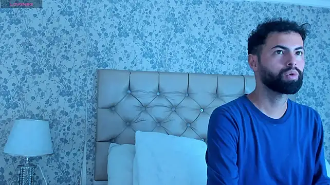 AndrewCrooss – Naživo XXX chat