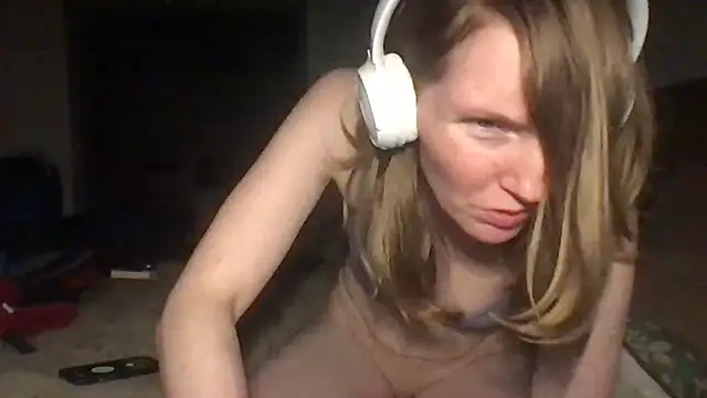 Chat +18 de Kittymarlene ao vivo