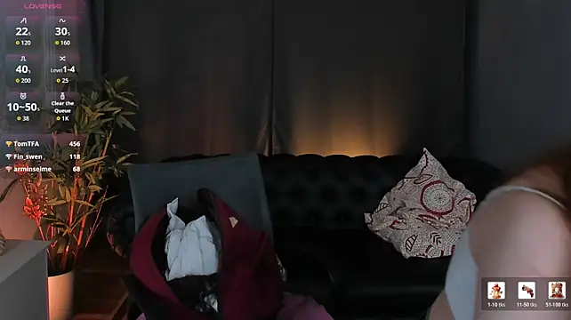 Violet_Griffen Chat XXX live