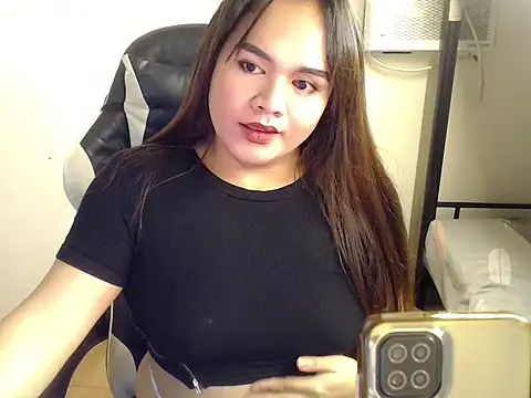 LAvender_18 Webcam show