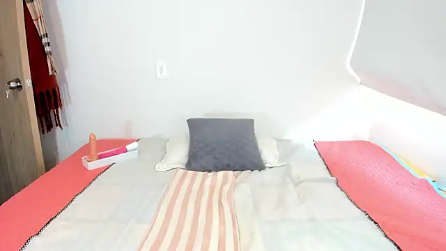 malucam06's Live XXX Chat