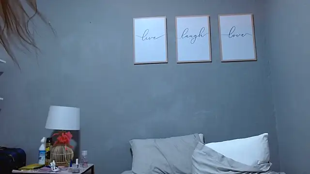 Sonyasays' Live XXX Chat