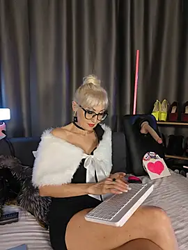 Chat XXX en directo de Milforja