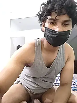 Goodmens5 Adlı Modelin Canlı XXX Sohbeti