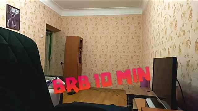 komerialimoros' Live XXX Chat