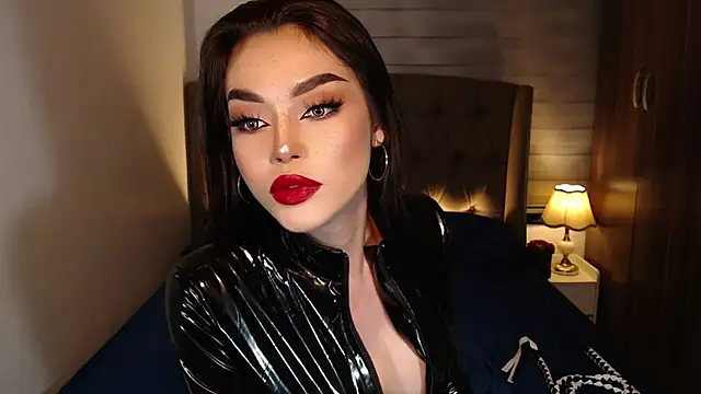 SexFucktoryLily 웹캠 쇼