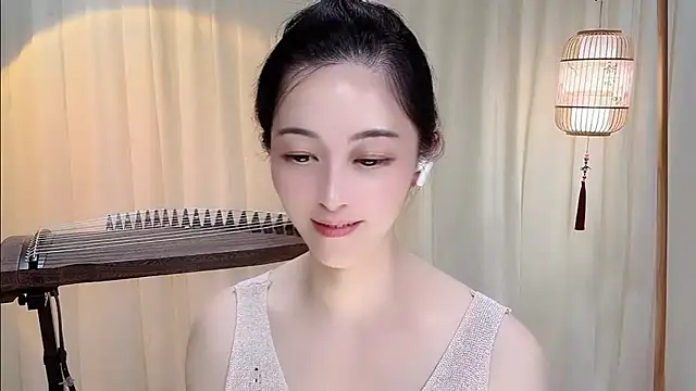 Tian-xin-999's Live XXX Chat