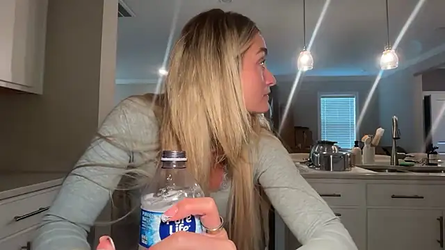 meggsworld's Live XXX Chat