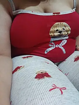 Chat XXX ao vivo de Pawlaa_imiiiiiiiile_97