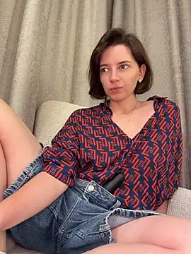 Show modela Take_Me_Awayy na web-kameri