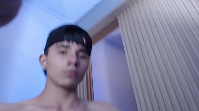 MaximumSteel_ 라이브 XXX 채팅