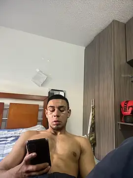 Taylor_DiamondBoy Webcamshow
