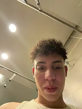 yoursexyjose 在線直播表演