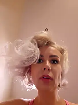 Czat XXX na żywo – AureliaDoux