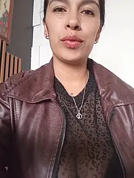 Nathaly_12のウェブカメラショー