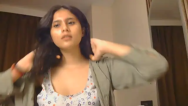 Naira_fit's Webcam Show