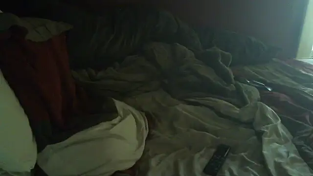 immikew1975 Pertunjukan Webcam