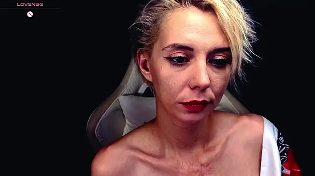 Blondice Live XXX-Chat