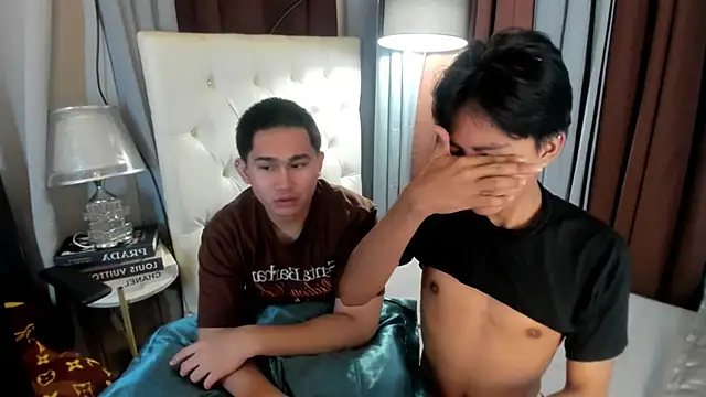 davincihugecock's Live XXX Chat