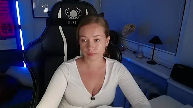 holly_xglam Live XXX-Chat