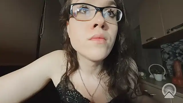 RachelSavのライブXXXチャット