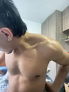 Taylor_DiamondBoy Live XXX Chat